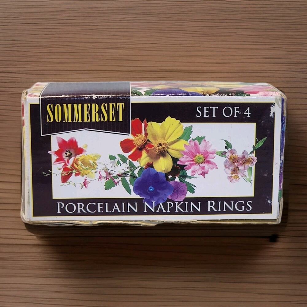 Vintage Sommerset Porcelain Napkin Rings Floral Set of 4 Dinner Party